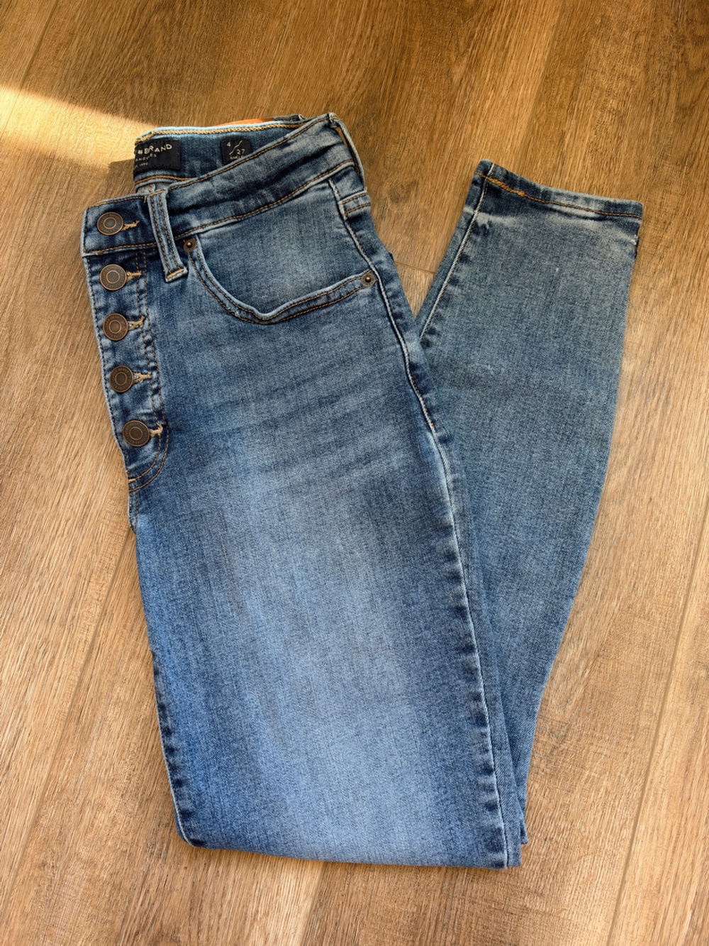 Lucky Brand Women's High-Rise Button-Fly Jeans in Medium Blue Wash